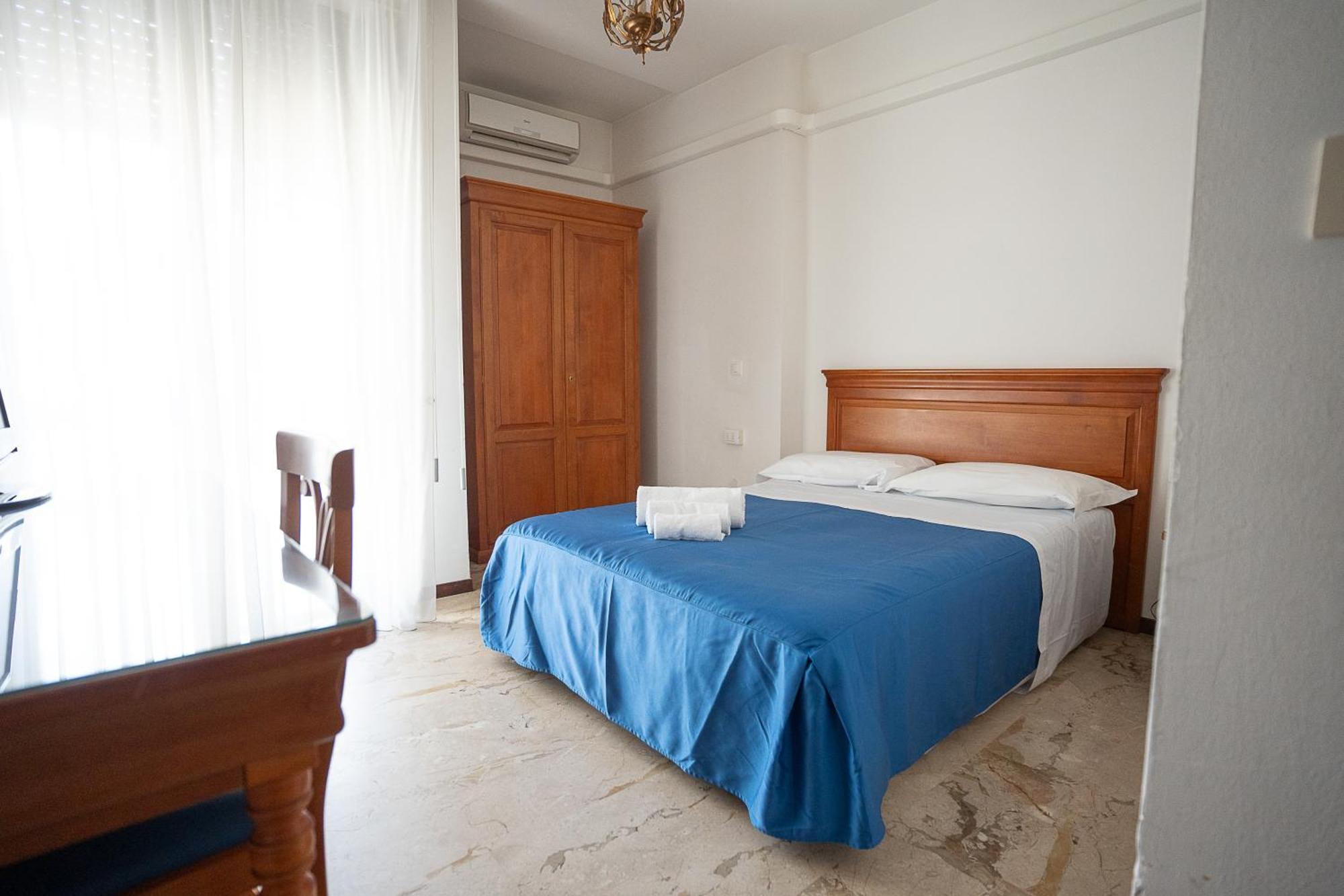 Hotel Napoleon Понтремоли Екстериор снимка